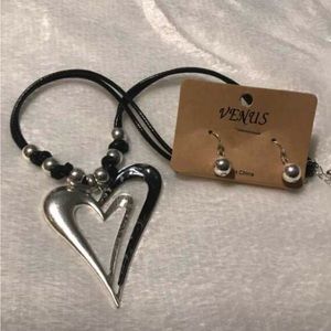 NWT Necklace with Matching Earrings